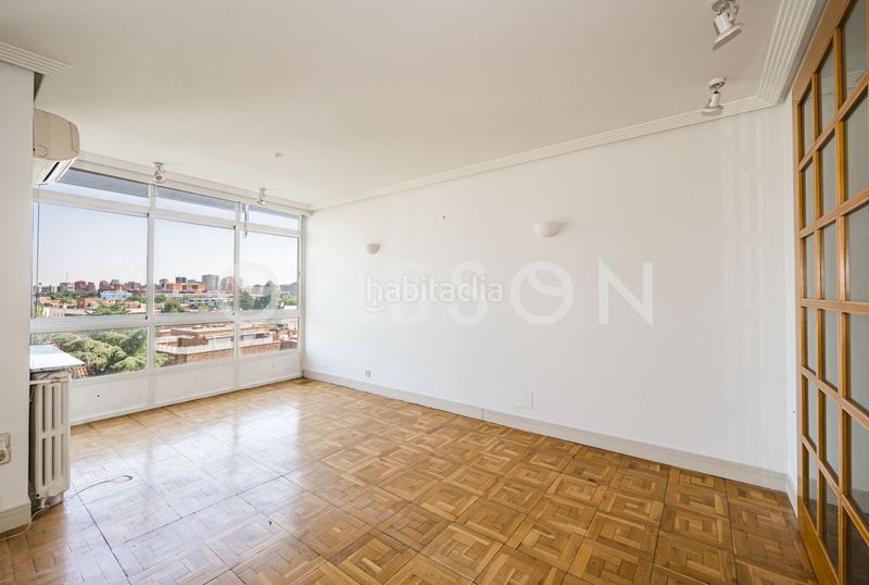 Foto e06ab849-acd7-4dd1-b0d7-7b0180c272b9. Apartament a Nueva España Madrid