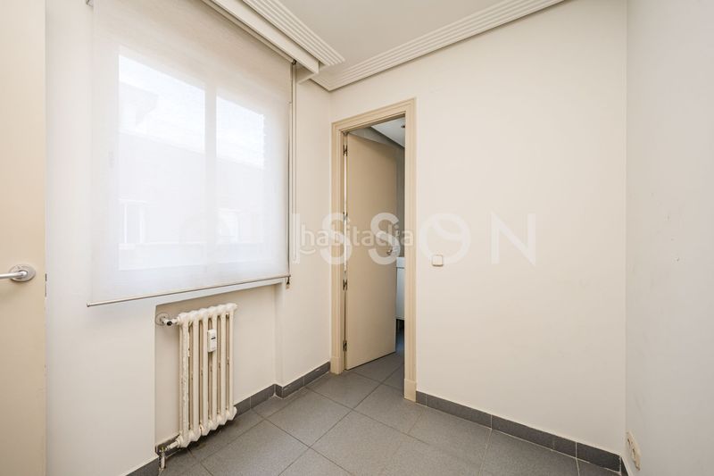 Foto eb21034d-73a3-4234-86c5-7e837bda40e3. Apartament a Nueva España Madrid