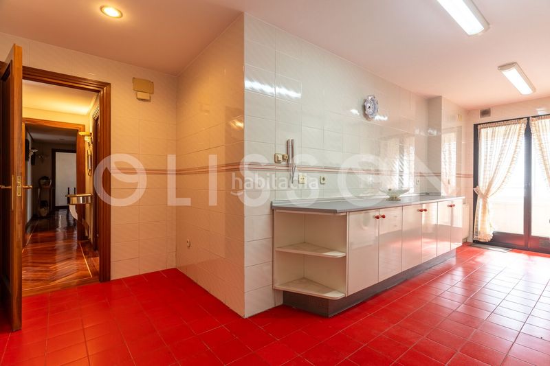 Foto dee568aa-0b31-4c39-ba74-f346ba81fe6e. Pis amb calefacció piscina a Castilla Madrid