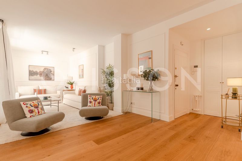 Foto 4c30a716-7dde-4608-8fb7-49d5a5ad01d7. Apartament amb calefacció aparcament a Trafalgar Madrid