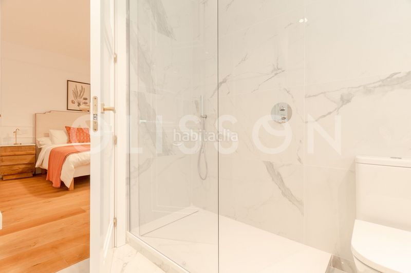 Foto eabb6e93-7413-4bb3-a7d8-8458436f73d5. Apartament amb calefacció aparcament a Trafalgar Madrid