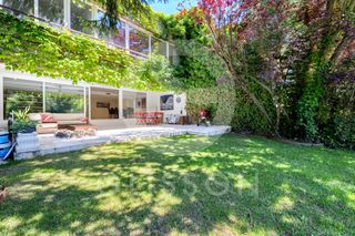 Etagenwohnung in El Soto de la Moraleja. Privacidad, jardín y piscina privada en el corazón de el soto de