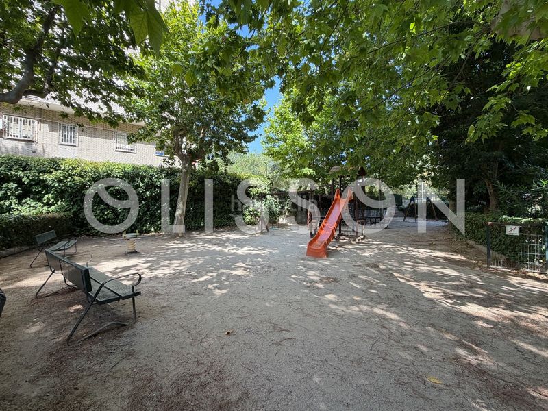 Foto b1d83ec9-1f82-471c-8f91-87b381183e4e. Pis amb calefacció piscina a San Juan Bautista Madrid