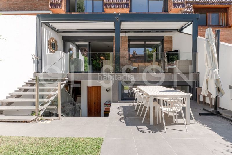 Foto a94deff1-db2a-4e11-8af2-237c220af91e. Casa adossada amb calefacció piscina a el soto de La Moraleja La Moraleja