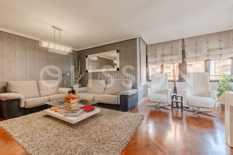 Foto a7160417-5809-4d5c-9258-9e6780e9be54. Pis amb calefacció piscina a Castilla Madrid