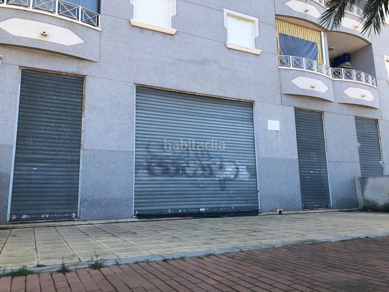 Foto 50ffdab2-1d8f-4d36-b2cf-bf1385bb8c97. Location local commercial dans Puerto Deportivo Guardamar del Segura