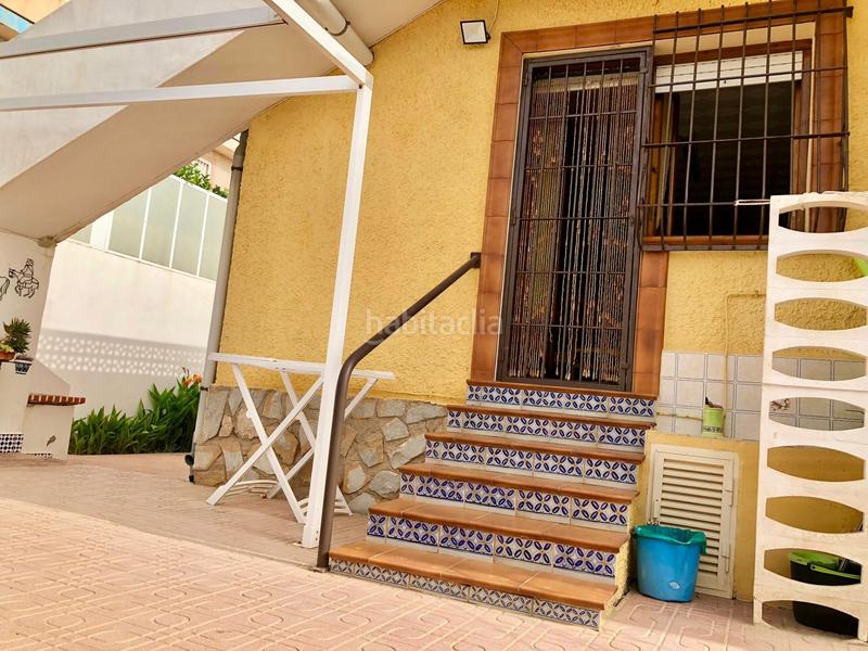 Foto 1f615f87-64e7-4916-9296-d15dc49a7ec9. Xalet amb aparcament piscina a Guardamar Playa Guardamar del Segura