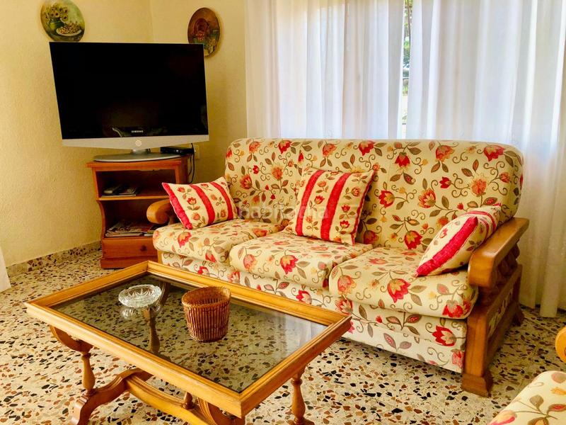 Foto 78ee5ef5-7736-4f0f-b8d9-3329cbb79685. Xalet amb aparcament piscina a Guardamar Playa Guardamar del Segura