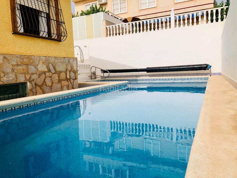 Foto 97a01c91-fd68-464b-90c0-3af7bc0b77bd. Xalet amb aparcament piscina a Guardamar Playa Guardamar del Segura
