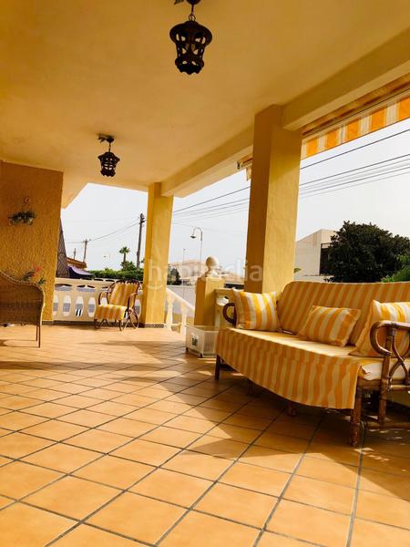 Foto a4a52fdb-7a1f-487d-8ddd-afba6fabc48c. Xalet amb aparcament piscina a Guardamar Playa Guardamar del Segura