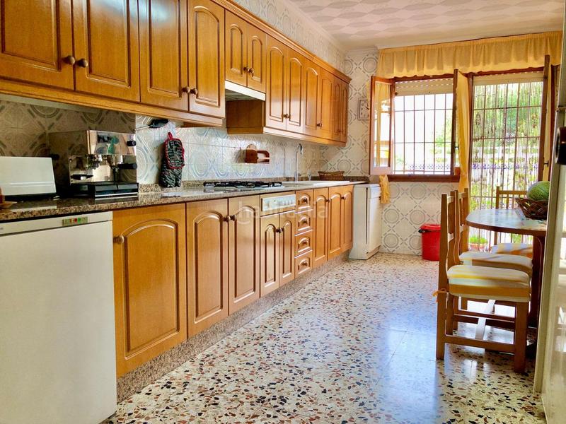 Foto b0f2ae23-dae5-4736-b5ff-4e926b749ea4. Xalet amb aparcament piscina a Guardamar Playa Guardamar del Segura