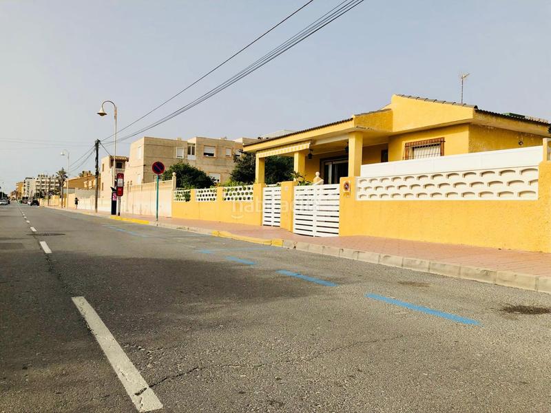 Foto cd06e410-2a07-4636-899d-e774caf76e34. Xalet amb aparcament piscina a Guardamar Playa Guardamar del Segura