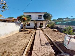 Maison à Buenavista. Vivienda con amplia parcela en costabella