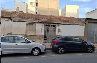 Terrain résidentiel à Pueblo. Casa de pueblo en guardamar