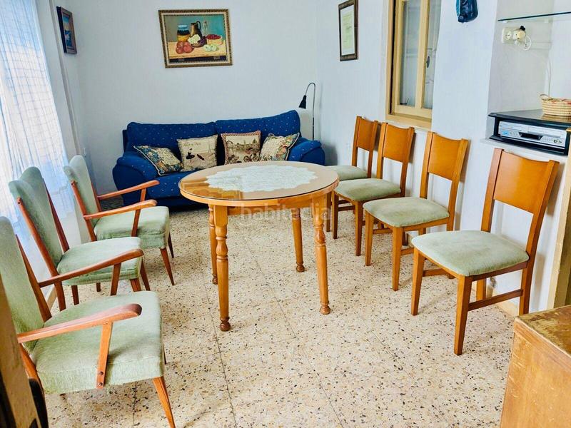 Foto b5d3dfe3-be8b-4cfd-821b-73ace0ba7586. Casa amb aparcament a Pueblo Guardamar del Segura