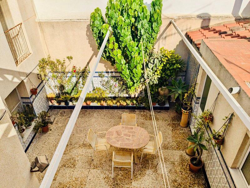 Foto e83393c4-ca9a-42d4-b6b0-74702b8ddd64. Casa amb aparcament a Pueblo Guardamar del Segura