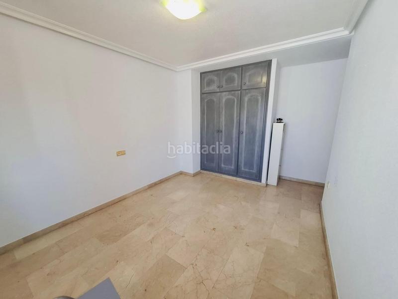 Foto 72cf1c89-ce20-4a29-94c9-ae8ee2b25010. Casa amb calefacció aparcament a Puerto Deportivo Guardamar del Segura