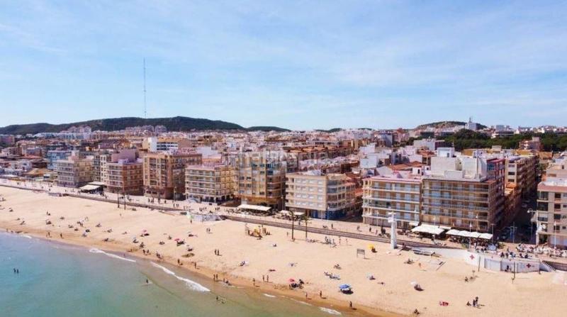 Foto 93c5e372-2e88-4b5d-8f15-92fd5e77a46f. Casa amb calefacció aparcament a Puerto Deportivo Guardamar del Segura