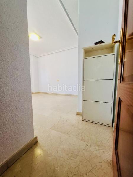 Foto ca172ccd-766b-416f-9519-2e61357e3eb8. Casa amb calefacció aparcament a Puerto Deportivo Guardamar del Segura