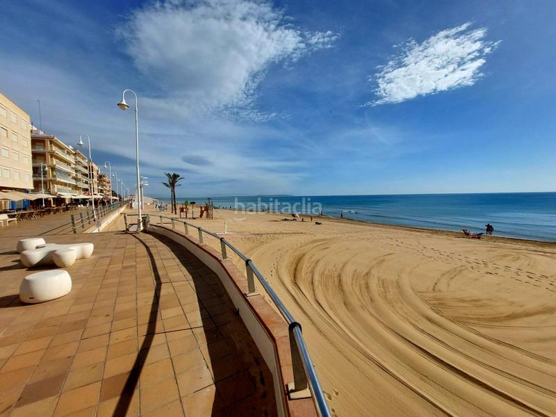 Foto eed9c17e-0f3a-4443-b0fd-2eb5f03fb44f. Casa amb calefacció aparcament a Puerto Deportivo Guardamar del Segura