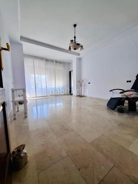 Foto f1051e84-8bc6-435a-84de-73144c387fb3. Casa amb calefacció aparcament a Puerto Deportivo Guardamar del Segura