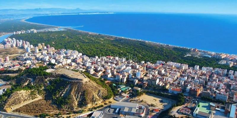 Foto 49aa6137-8782-42c6-84d1-9a6c298b7f7e. Casa amb aparcament piscina a Los Secanos Guardamar del Segura