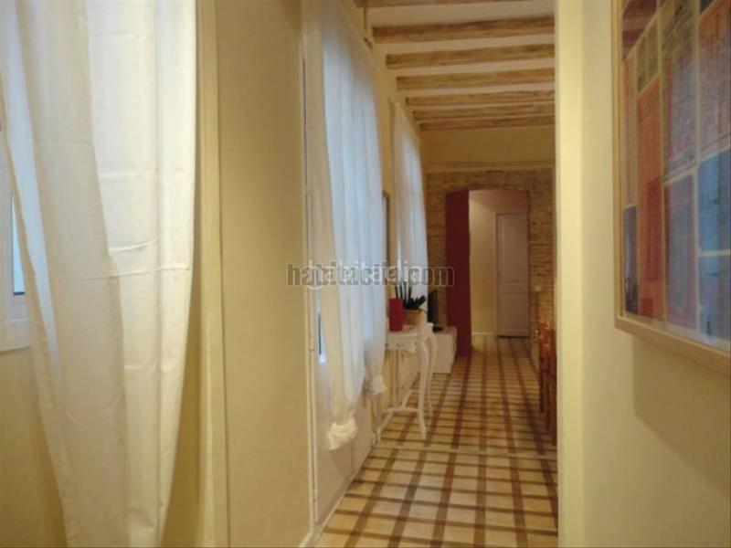 Foto 1903edc1-cd0b-452e-afda-4f66a1e20d78. Alquiler piso impecable en born para compartir en Barcelona