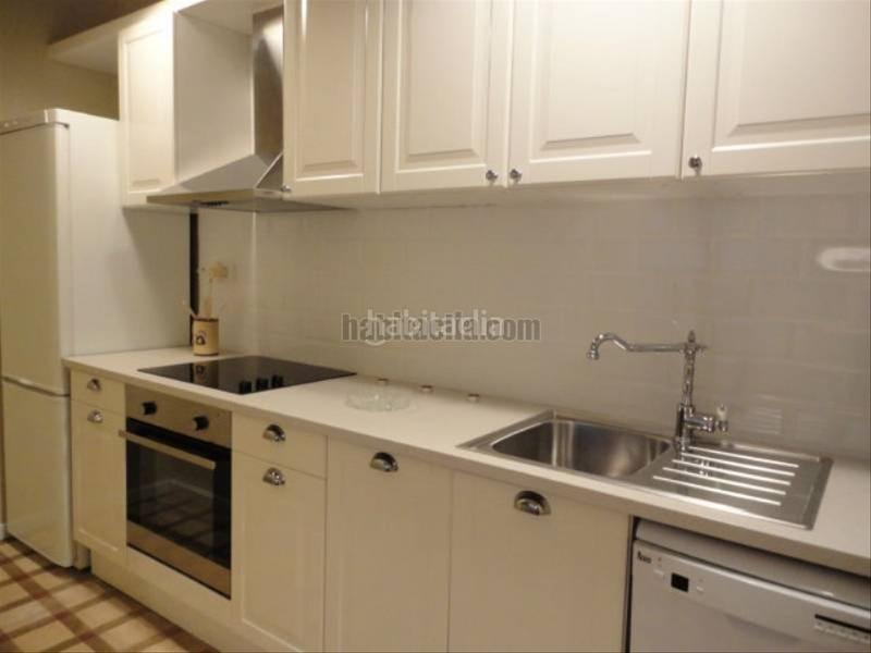 Foto 516f9572-def8-4575-9521-77318df248c0. Alquiler piso impecable en born para compartir en Barcelona
