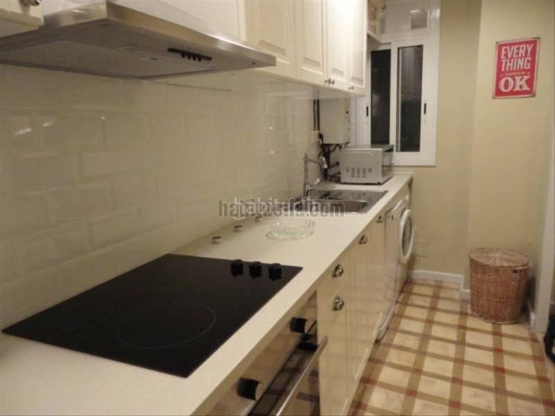 Foto 9469e2f8-e5f8-4ec7-bb66-d991dee718e8. Alquiler piso impecable en born para compartir en Barcelona