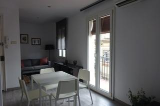Miete Dachwohnung  Carrer del baluard. Ático en la barceloneta