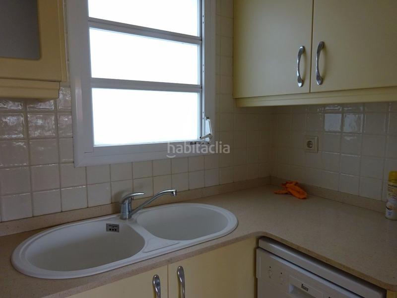 Foto 283f83b0-184a-40b2-9b2b-34f3872f4978. Alquiler ático  en les corts. ideal estudiantes en Barcelona
