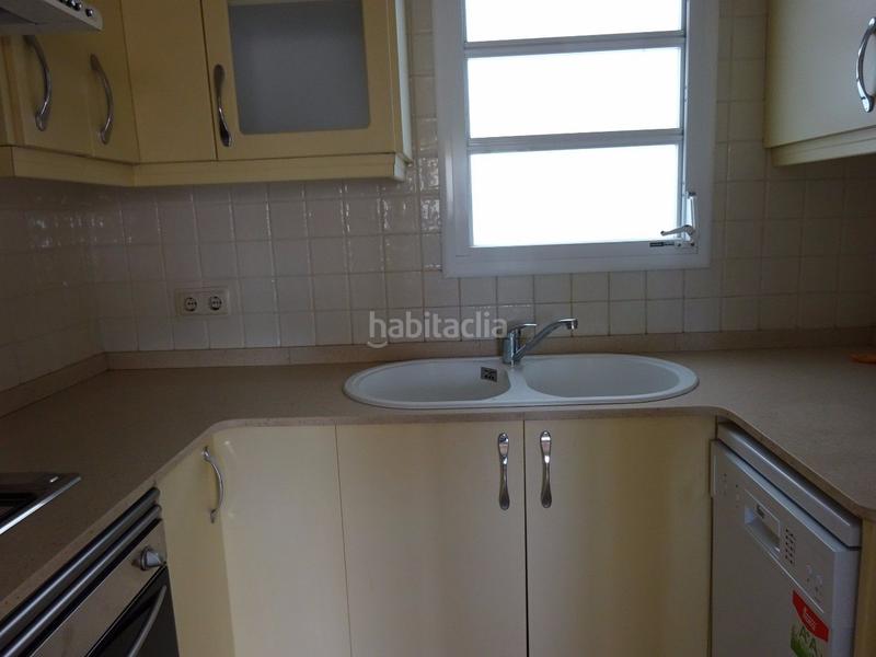Foto 4e5f7f41-89a4-4bd2-8b34-802a7cf7511d. Alquiler ático  en les corts. ideal estudiantes en Barcelona