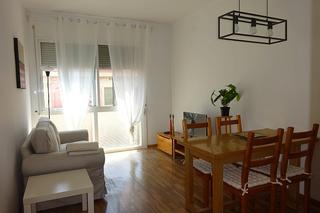 Miete Etagenwohnung  Carrer de vila i vilà. Recien reformado. ideal estudiantes