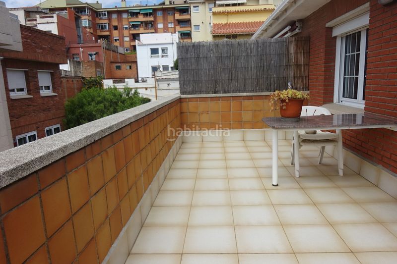 Foto a30a8cac-8740-414e-8a00-65bbc1b16e3e. Casa adossada amb xemeneia calefacció aparcament piscina a Barcelona