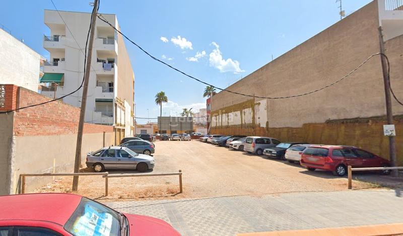 Foto ff80620c-3fa0-4735-b8c7-bd6138f37def. Terreno residencial en avinguda mallorca 33 en Nules