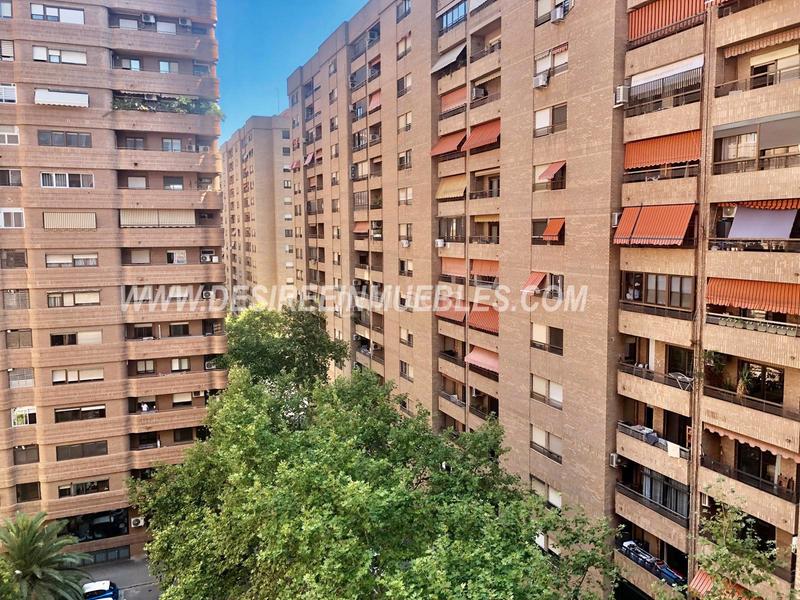 Foto 536a9619-024f-4ef0-8404-6a600d6356a1. Lloguer pis a Mestalla Valencia