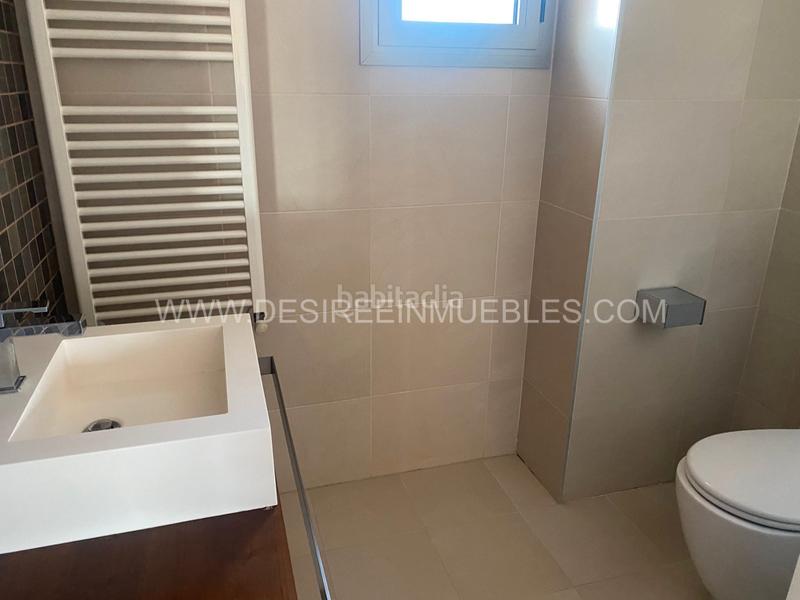 Foto ad85e8d9-ea28-4147-b05a-f6a430d54ca4. Ático suiza en La Punta Valencia