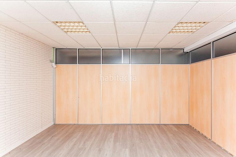 Foto 2cdb5f2a-cd83-47de-a97a-830b6fbd3297. Local comercial en carrer gafarró 25 san antonio de benageber en San Antonio de Benagéber