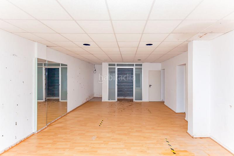 Foto 5b4fd47a-87e8-40d4-869f-f5968e149db1. Local comercial en carrer gafarró 25 san antonio de benageber en San Antonio de Benagéber