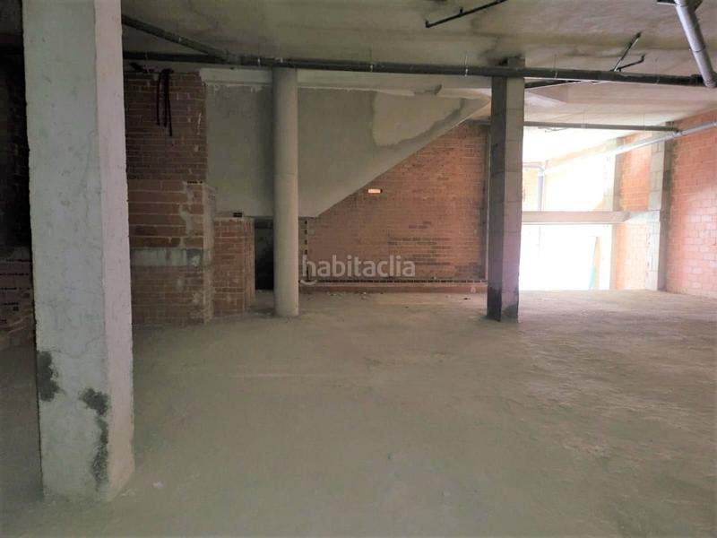 Foto cfdf6b59-0e70-4fa5-b0eb-0b95f0d102b1. Local commercial dans carrer del campament 83 dans Benimàmet Valencia