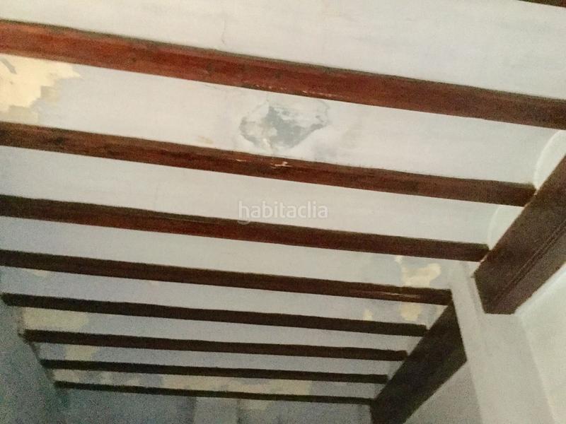 Foto 25b50d6c-8d80-4604-95f6-da859eee64cf. Casa ideal inversores!! posibilidad de edificar 1 o 2 edificios con garaje, planta baja mas dos alturas. la vivienda construida es una en Massamagrell