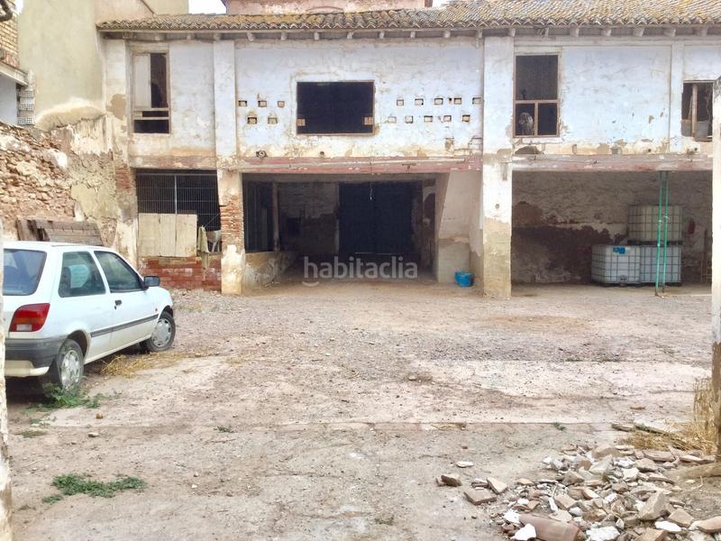 Foto cbb66ab6-61a1-499f-8834-38d8816b05f2. Casa ideal inversores!! posibilidad de edificar 1 o 2 edificios con garaje, planta baja mas dos alturas. la vivienda construida es una en Massamagrell