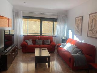 Location Appartement  Carrer del museu de la seda. Museo de la seda