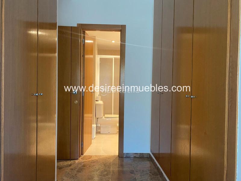 Foto 0a6b0899-05e8-40f7-95ac-2ad3fa1f9bfa. Miete etagenwohnung in Sant Francesc Valencia