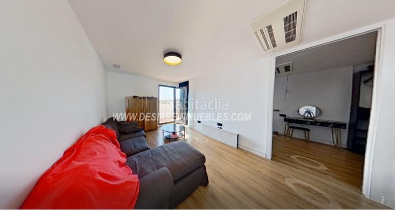 Foto 5adcd585-8e09-4f1b-b76b-cdf3d6e0c71f. Rent penthouse with heating parking in El Pla del Remei Valencia