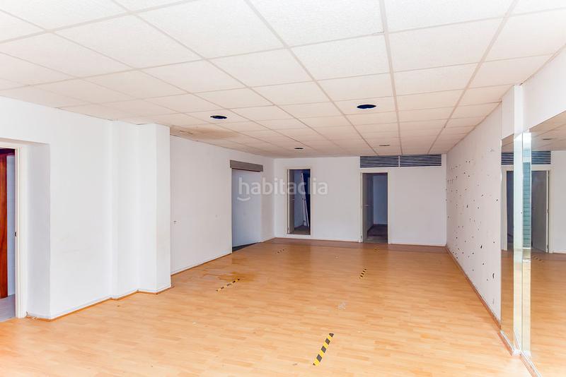 Foto 4839da85-aa1c-49b1-ad2a-0b85b44c98d4. Lloguer local comercial a San Antonio de Benagéber