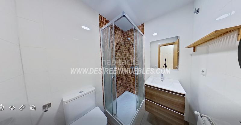 Foto 1d32aab5-3375-4979-bac2-c38a7204d104. Duplex con riscaldamento in El Carme Valencia