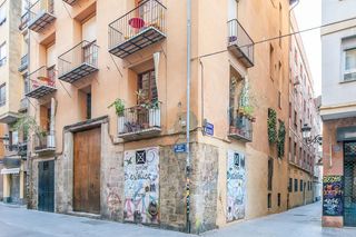 Pis  Carrer dels serrans. Serranos