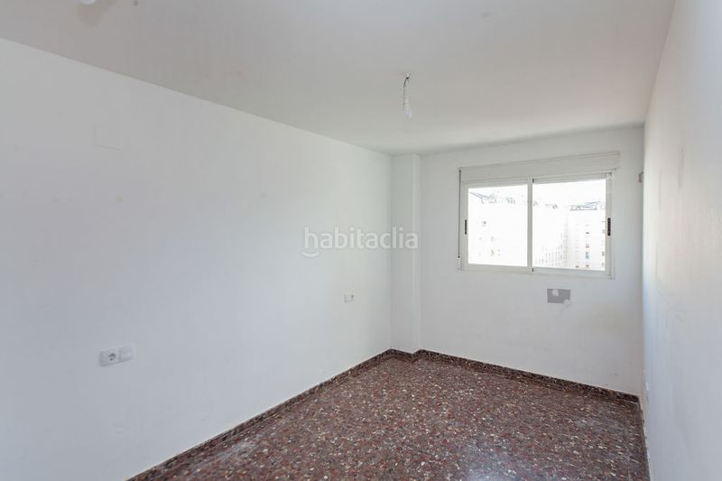 Foto 3f3b5f86-a41f-4ea9-b8d3-9409afa40da9. Pis amb aparcament a Barrio Benicalap Valencia