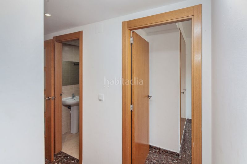 Foto a12c180b-d303-4122-95d6-e4a540a98a7b. Pis amb aparcament a Barrio Benicalap Valencia